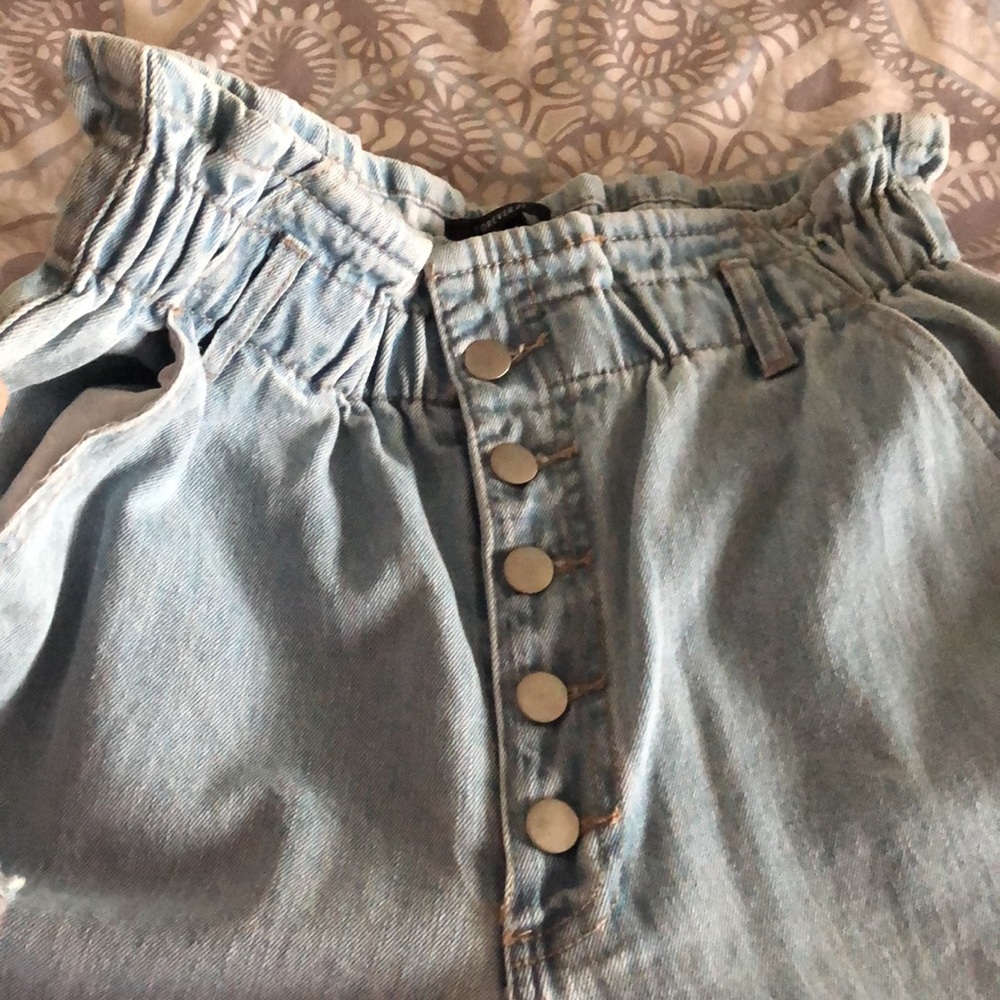 Jeans - Picture 7 of 8